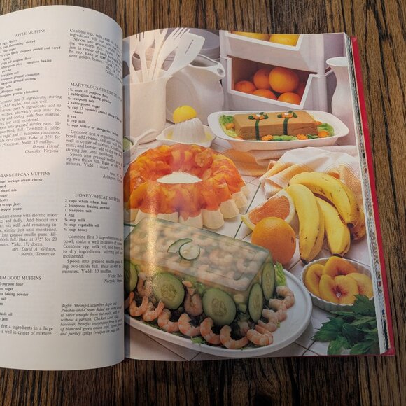Vintage Southern Living 1983 Annual Recipes Cookbook Every Recipe From 1983 - Picture 7 of 10